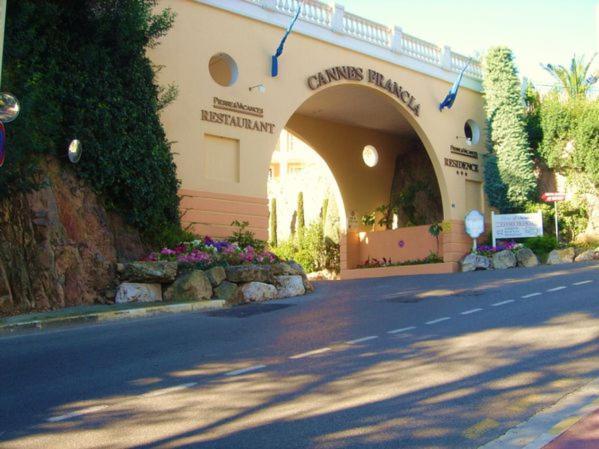 Beautiful Garden Apartment Cote D'Azur Cannes Exterior foto